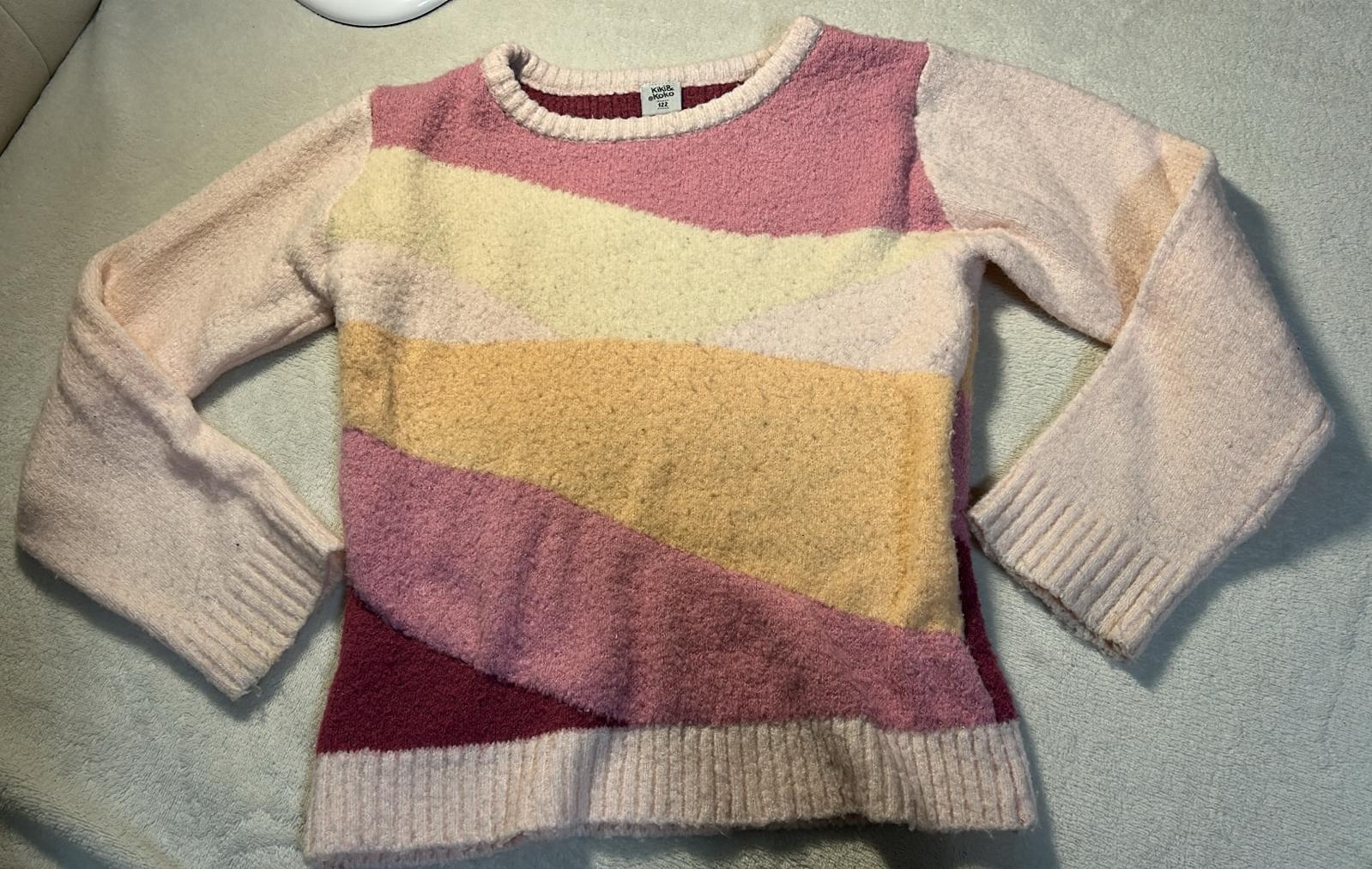 V03- Pullover ( Waschpeeling siehe Bilder ) Gr. 122