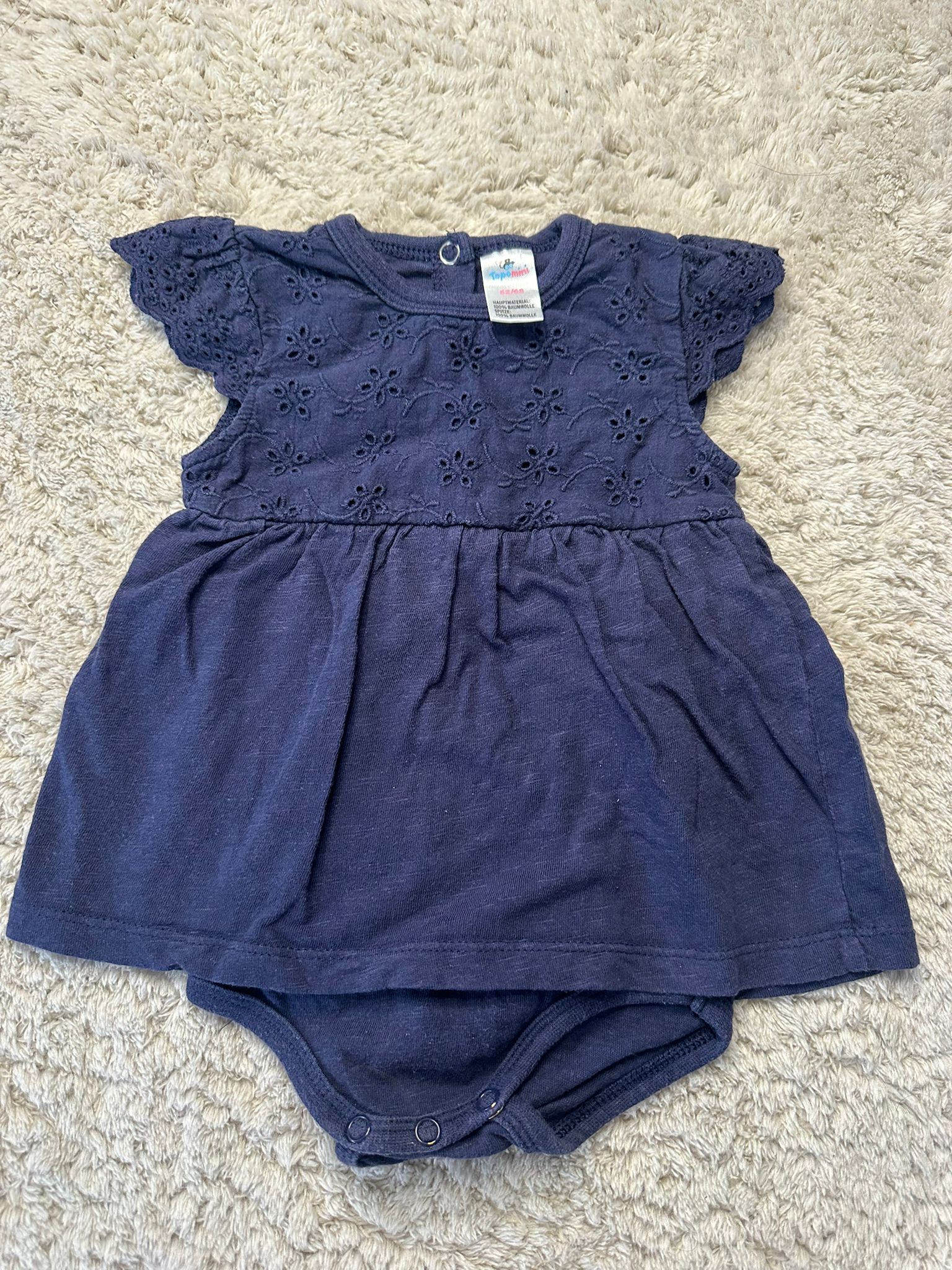 V04- Kleid Gr. 62/68