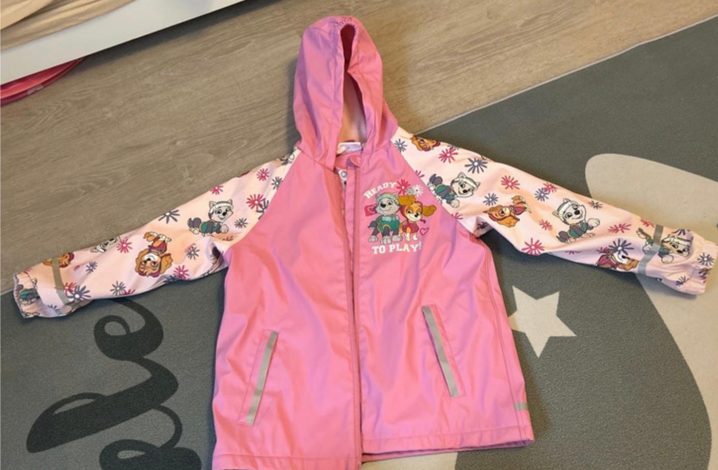 V03- *NEU*Regenjkacke Paw Patrol Gr. 116