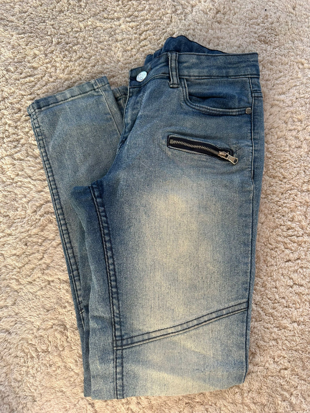 V02- Hose Gr. 152