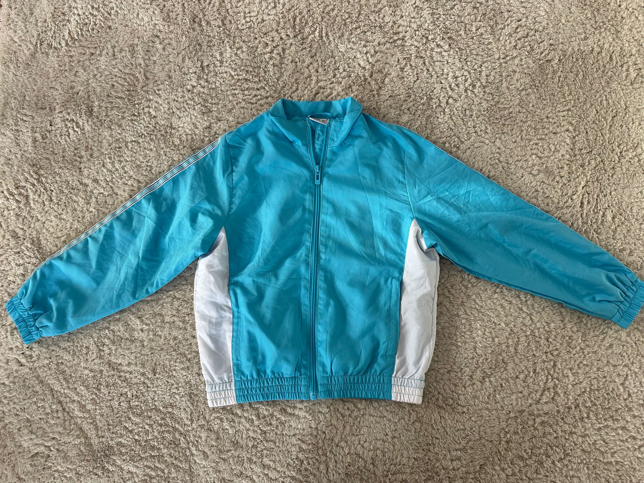 V02 - Pullover / Jacke Gr. 122- 128