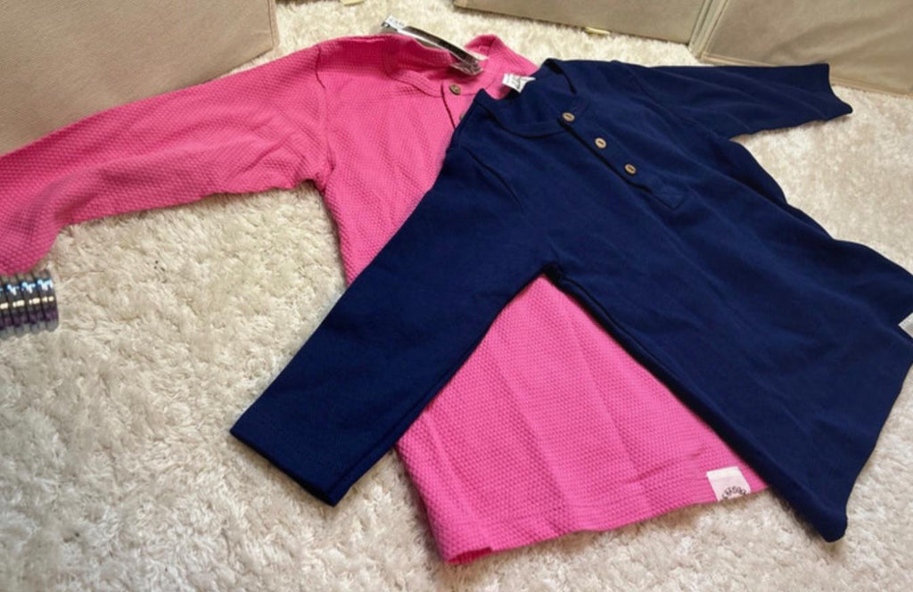 V03- *NEU* 2x Pullover Gr. 104