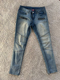 V02- Hose Gr. 152