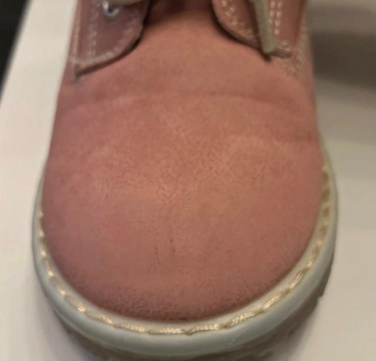 V03- Schuhe Gr. 28