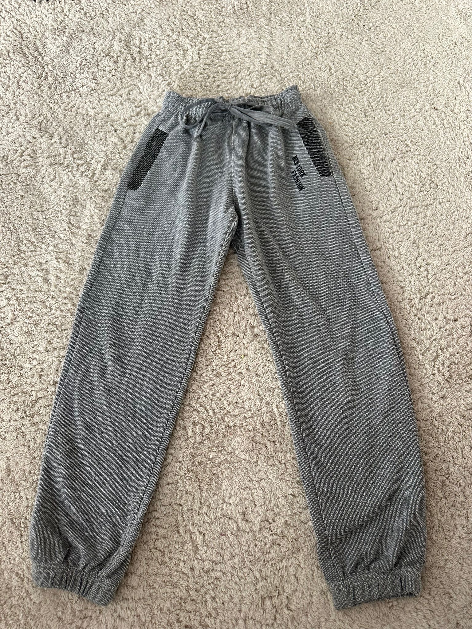 V01 - Hose H.Gr. 146-152