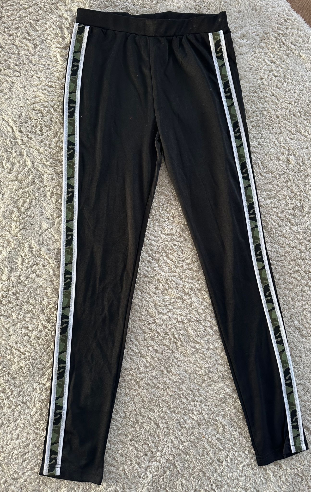 V02- Hose Gr. 158-164