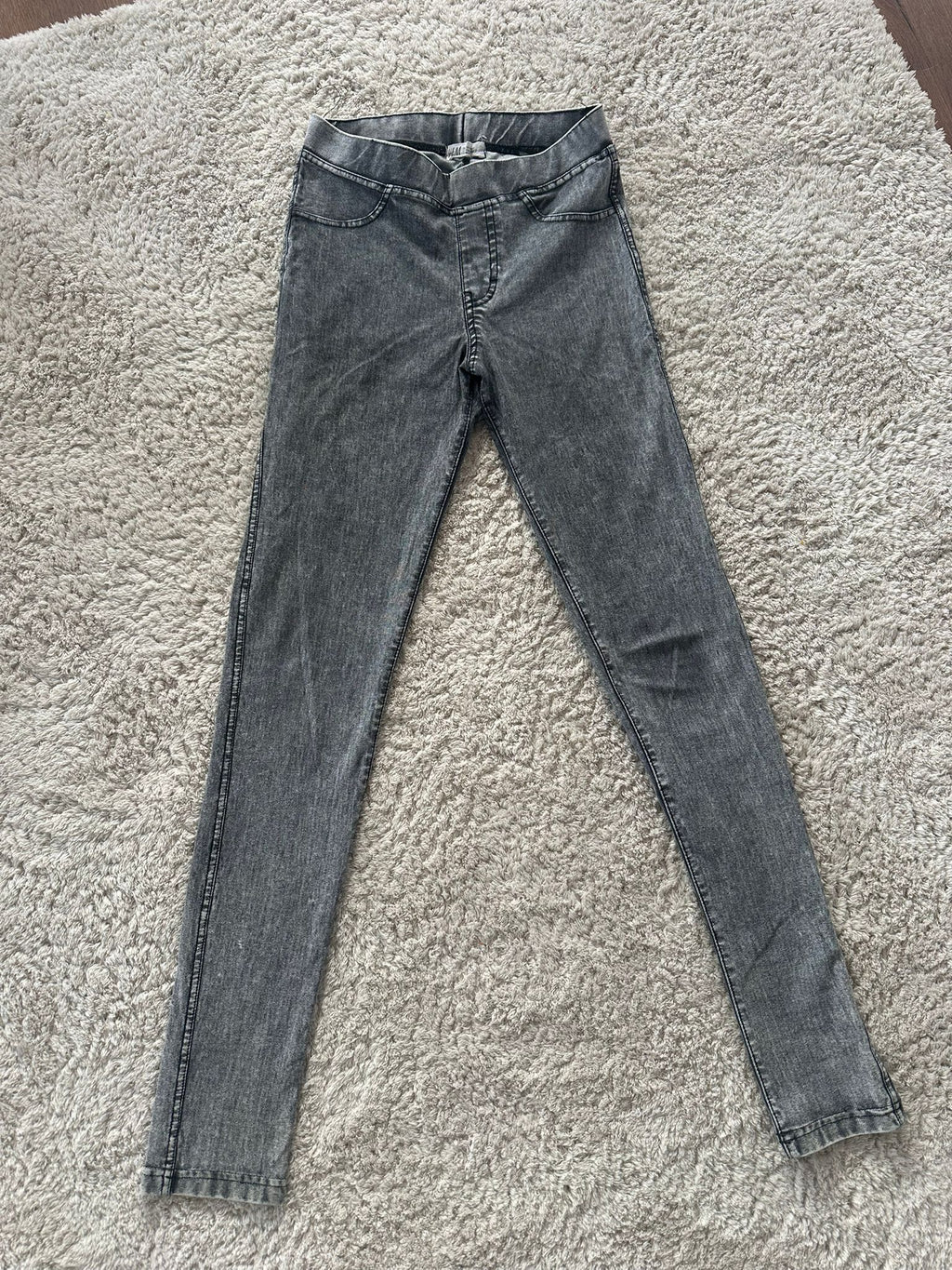 V02- Hose Gr. 164